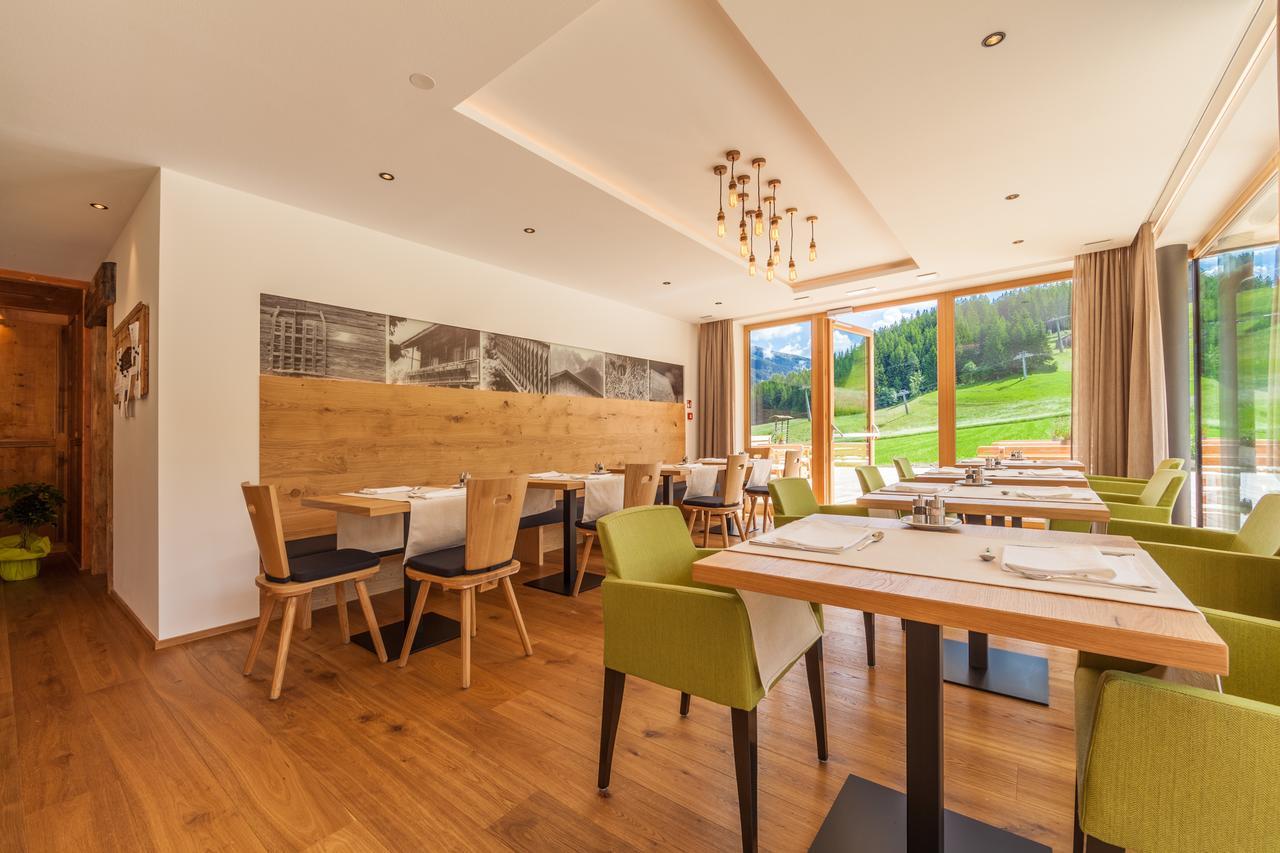 Joas Natur.Hotel.B&B San Candido Exterior foto