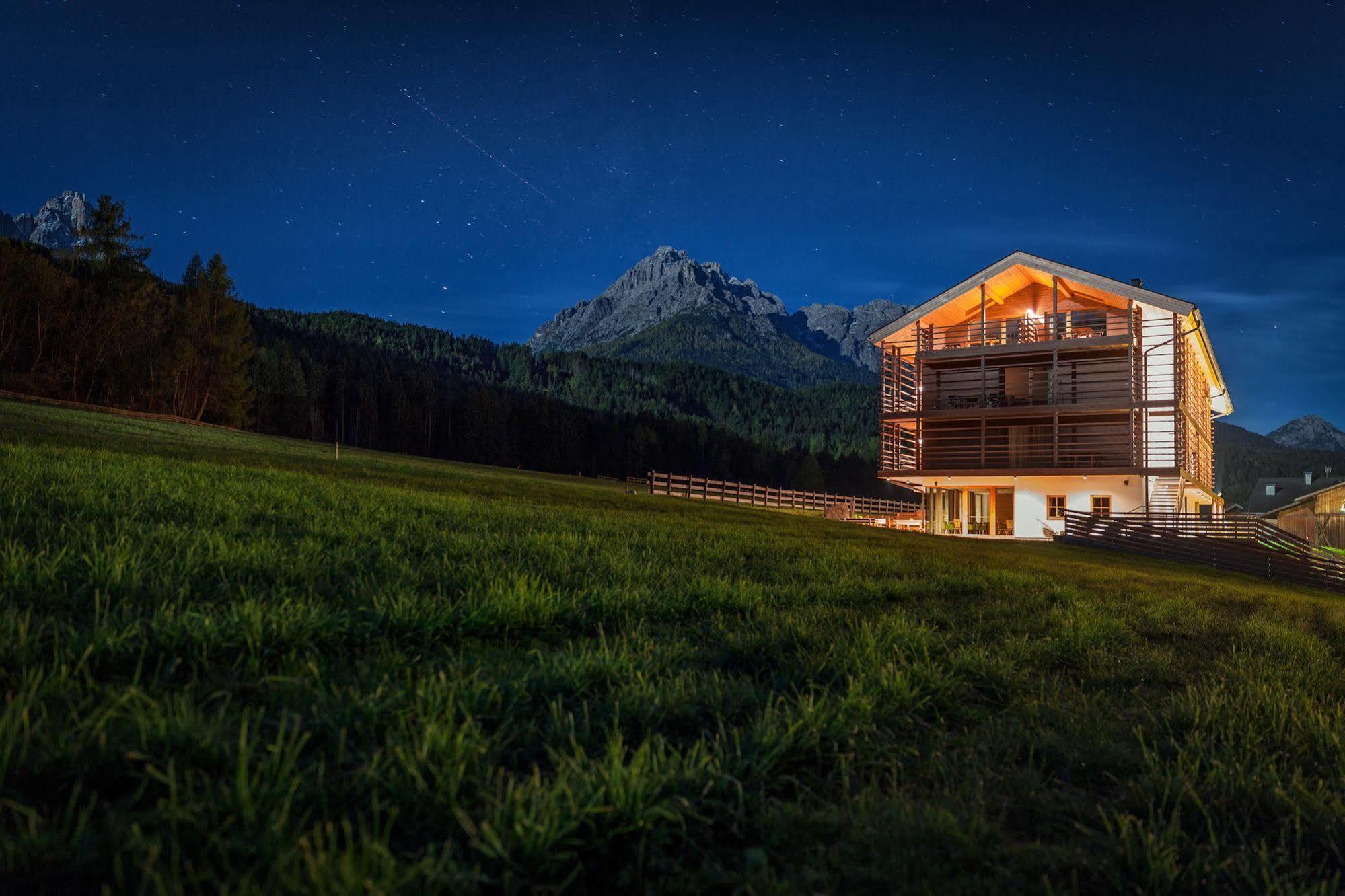 Joas Natur.Hotel.B&B San Candido Exterior foto